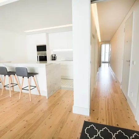 5★ Family Next To “portuguese Champs Elysees” Appartamento Lisbona