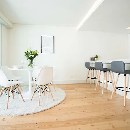 Daire 5★ Family Next To “portuguese Champs Elysees” Lisboa